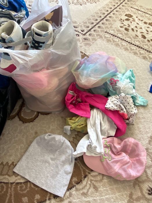 Одежда и обувь для девочке