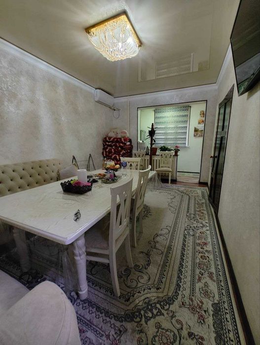 ИПОТЕКА Продается 2 х  ком массив ТТЗ-1 №17 Жамила