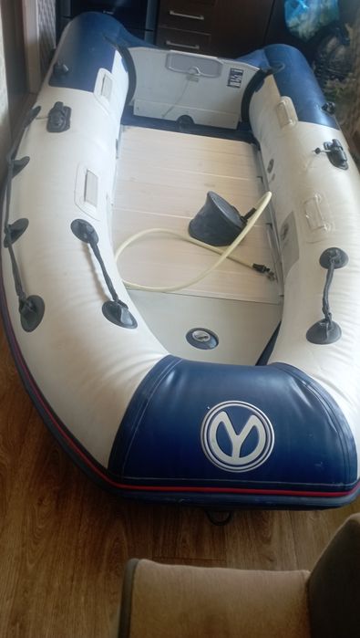 Лодка Yamaran 310