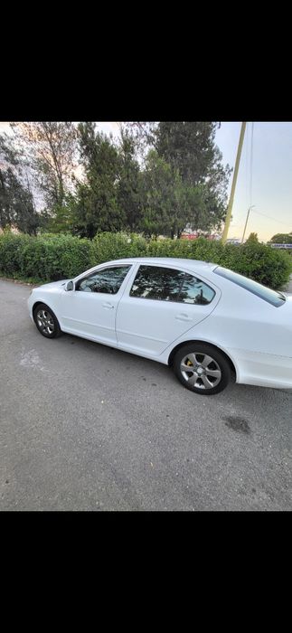 SKODA Octavia 2010 — imagine 3