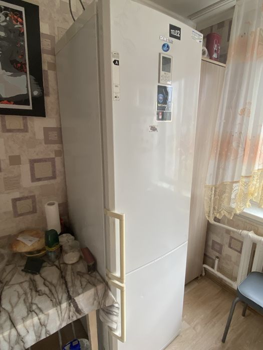 Холодильник Samsung