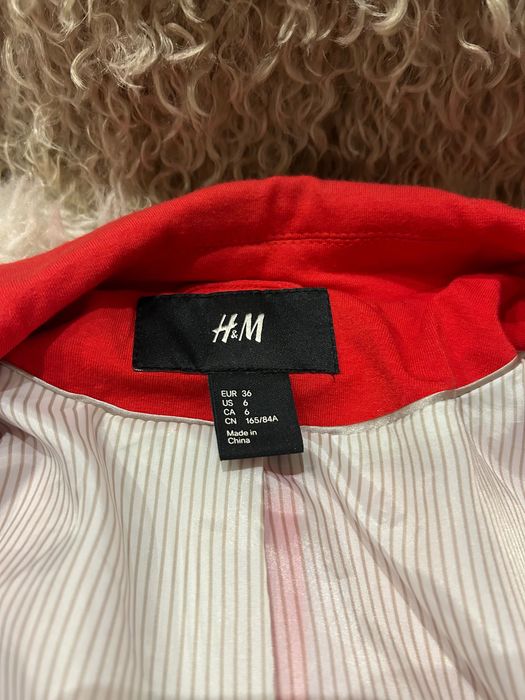 Сако H&M в два цвята, Дамско яке New Yorker , широк панталон Sinsay