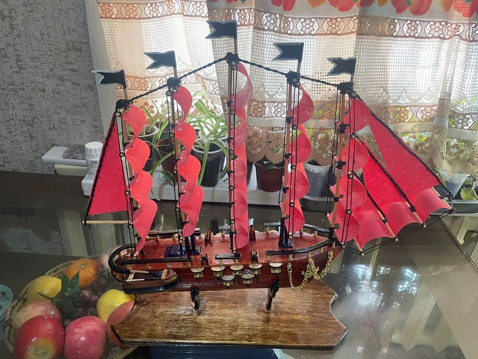 Корабль ручной работы