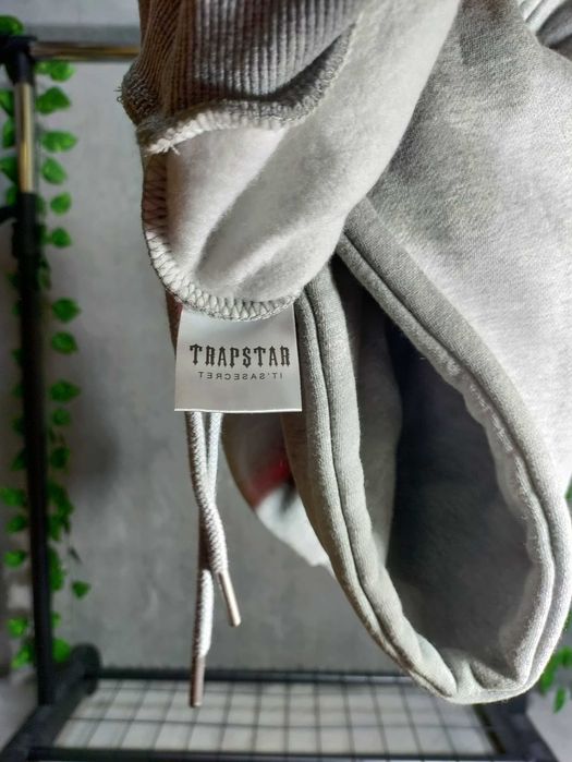 Hanorac Trapstar marimea XL