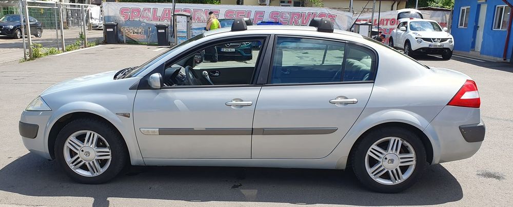 Renault megane 2  1.6  16 valve benzina