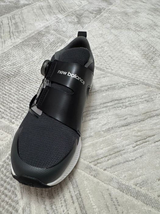 Оригиналы new balance. Размер 37