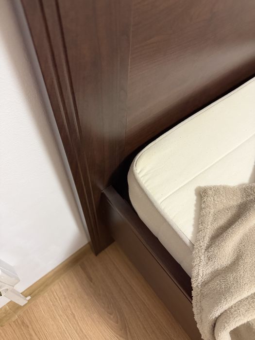 Pat Ikea 140x200cm, saltea inclusa