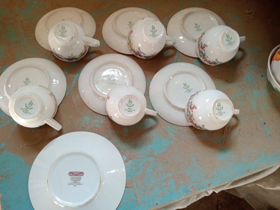 Продам фарфоровый сесвиз