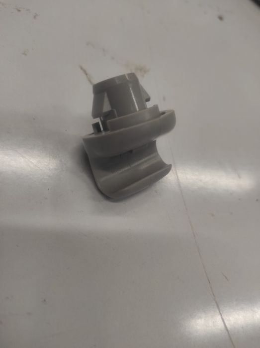 Клипс за сенника на Кашкай/Qashqai j10