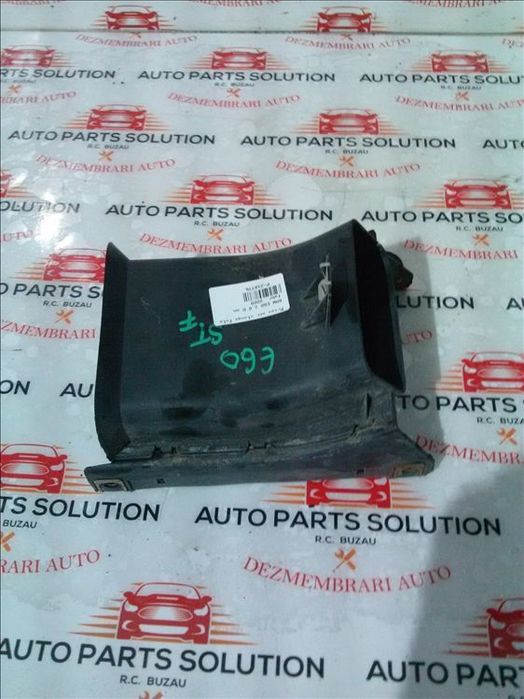 priza aer stanga fata bmw e60 2.0 d an fabr. 2009