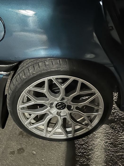 Титанка Vossen r17