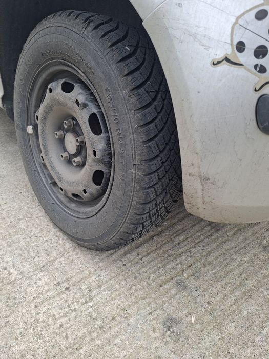 Vând skoda fabia 1.2 2003