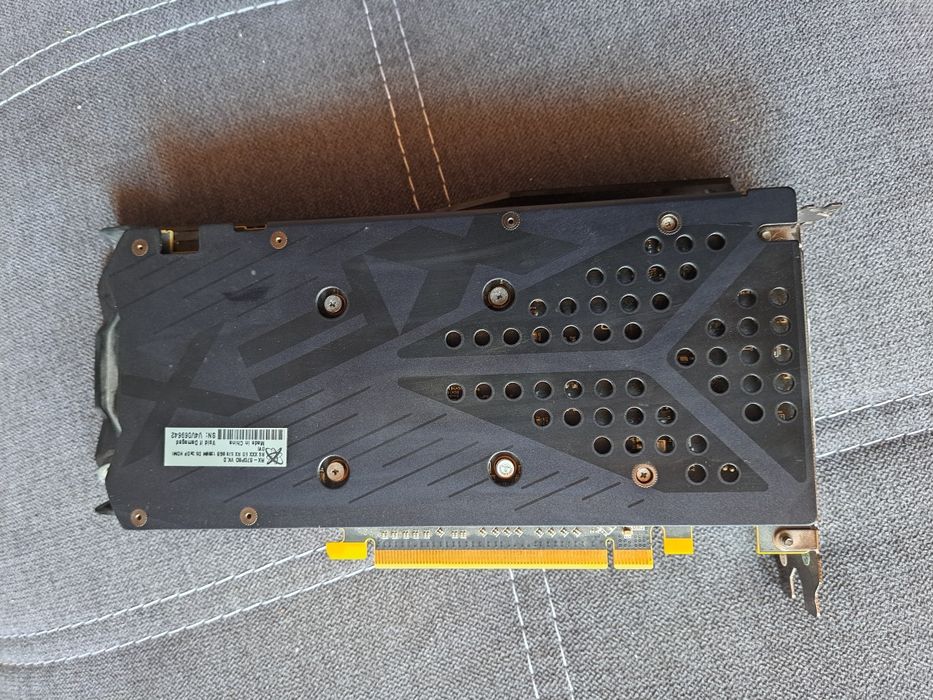 Vand placa video rx570 8gb