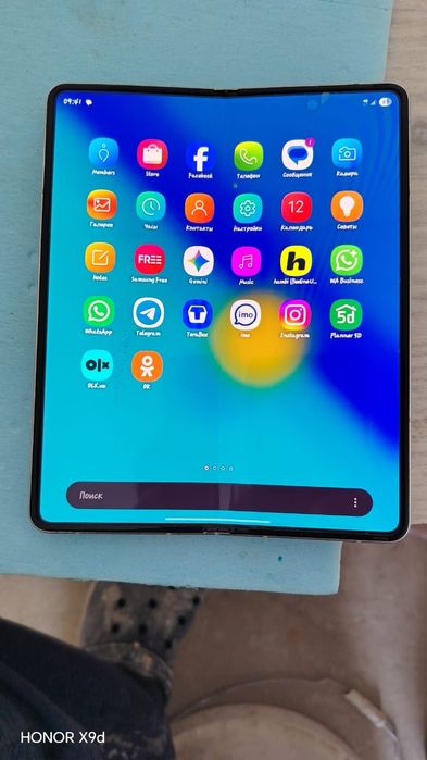 Samsung Galaxy Z fold 3 -5 G