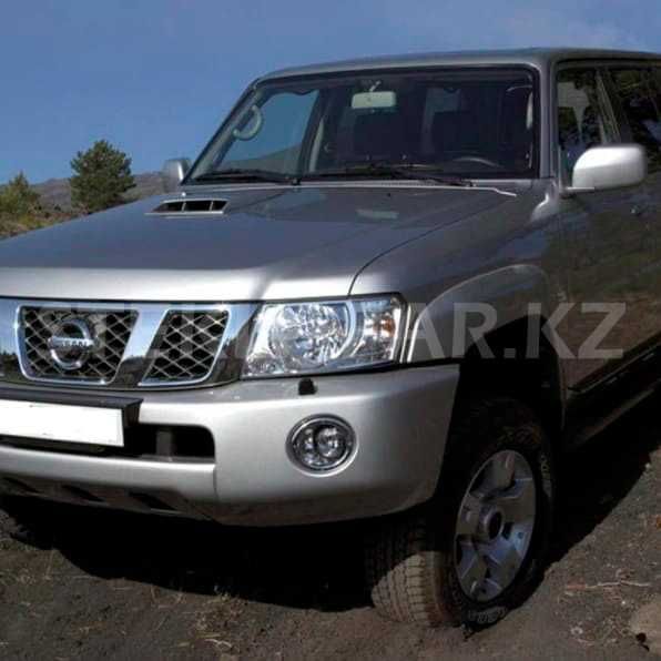 Стекла фар на NISSAN PATROL Y61 (2004 - 2011)