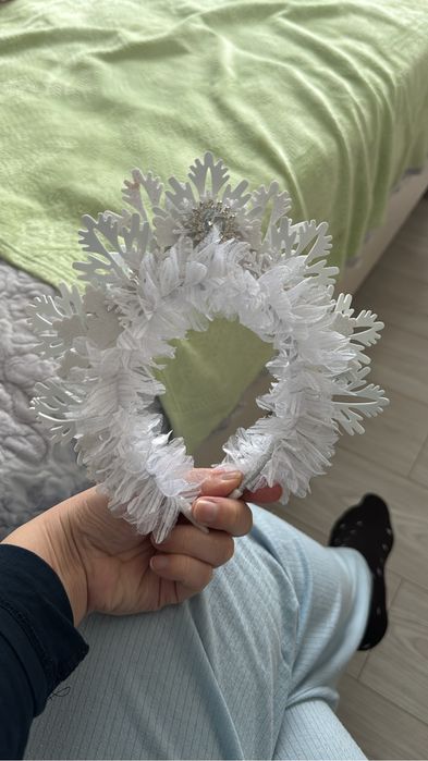 Платьяс короной для девочки  2-4 лет на прокат