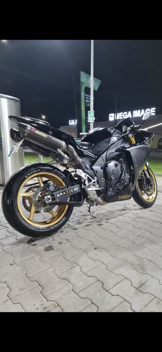 Yamaha R1 Big Bang