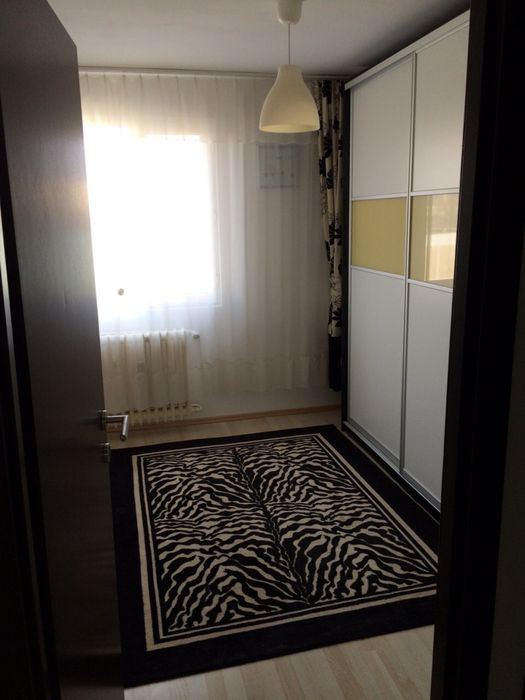 3 camere Titan-Cozla, renovat recent, 69 mp, 5 min de metrou