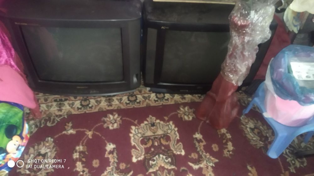 Продаётся 3 штук телевизор JVS SHARP SAMSUNG