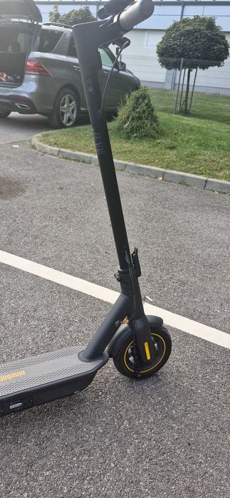 Ninebot MAX G30 - в отлично състояние