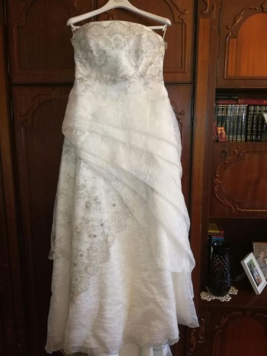 Rochie mireasa Salon Gala