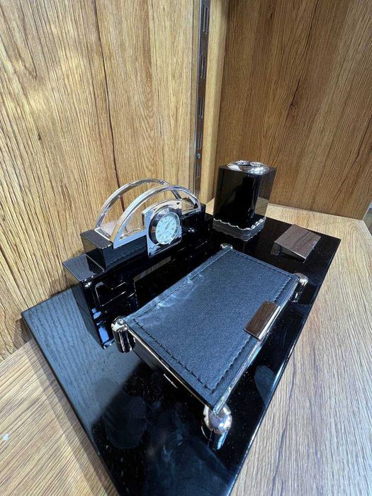 Настольный Набор для Стола Часы / Визитница / Подставка - ПОДАРКА