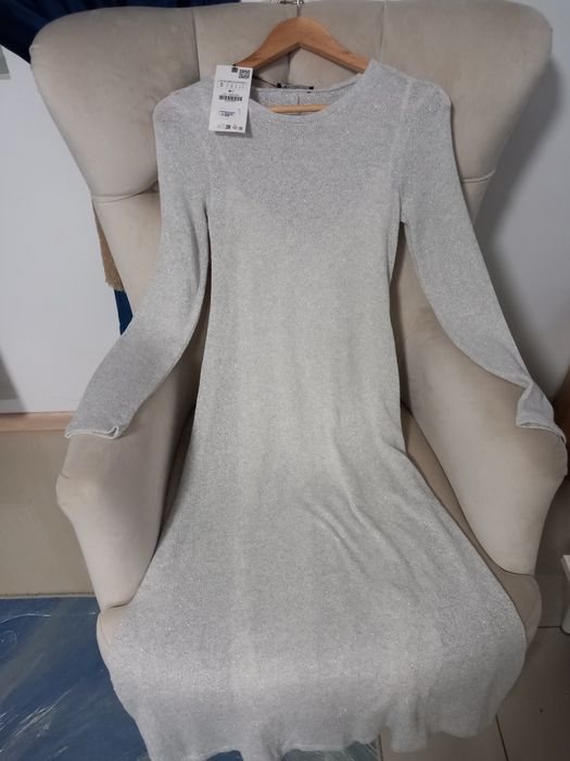Rochie lunga de cocktail Zara cu sclipici argintiu mărimea S