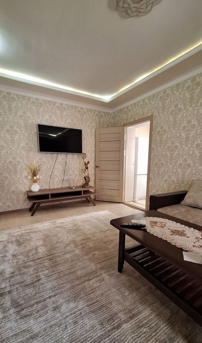 1 хонали ижарага берилади