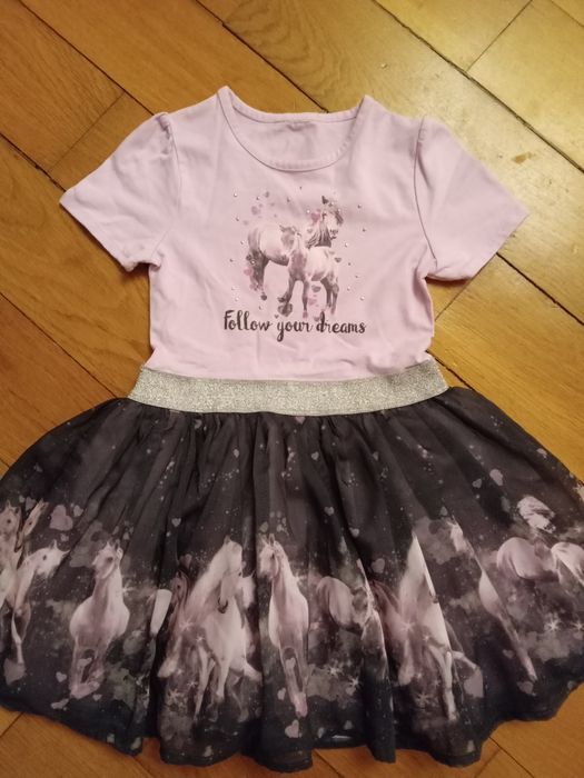 Детски и бебешки рокли и сукманчета