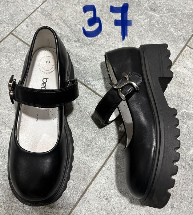 Продам обувь женскую