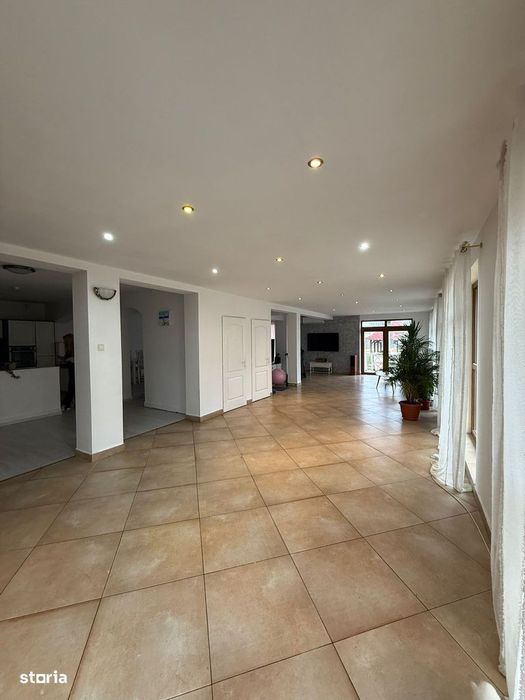 Casă spațioasă de vânzare sau schimb cu casă mai mică – zona Barițiu