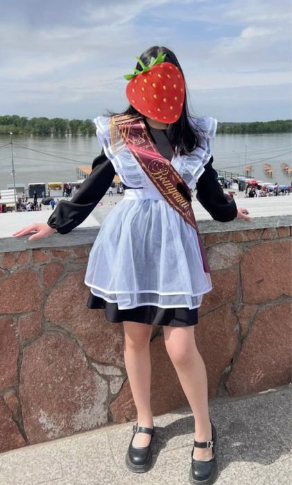 Продам фартук школьный