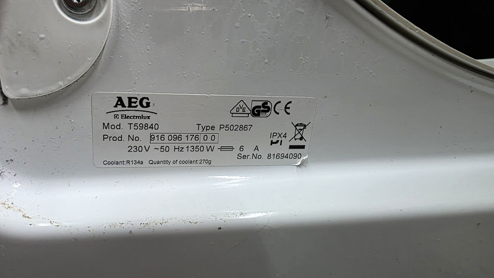 Сушилня AEG T59840