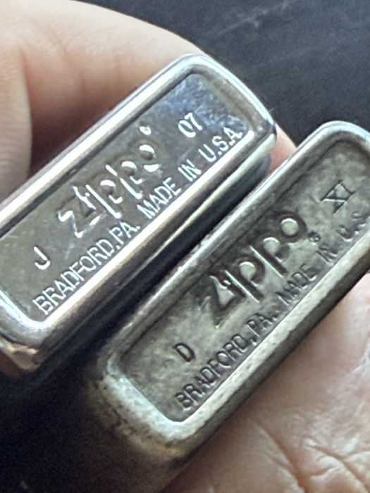 Vand bricheta zippo USA originala