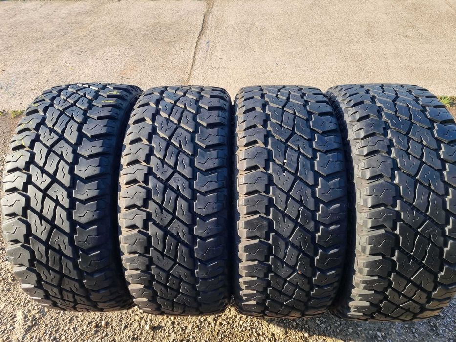 All Season 305/60 R18 COOPER Discoverer ST MAXX 0D - 33.00 - SW - 12.5