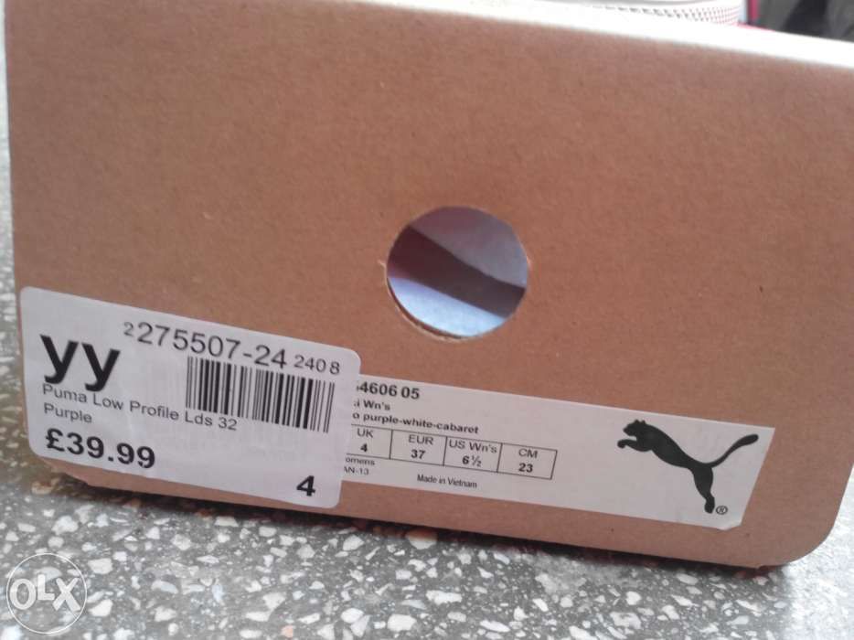 Tenisi / Tenesi PUMA, originali, sub pretul reprezentantei! nr 37