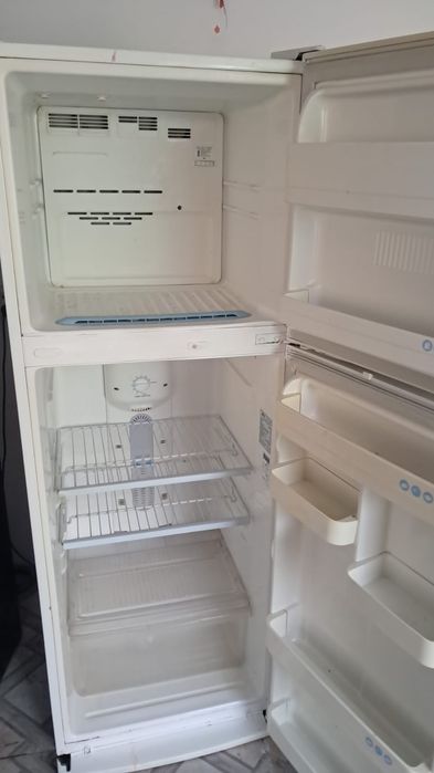 Холодильник Midea