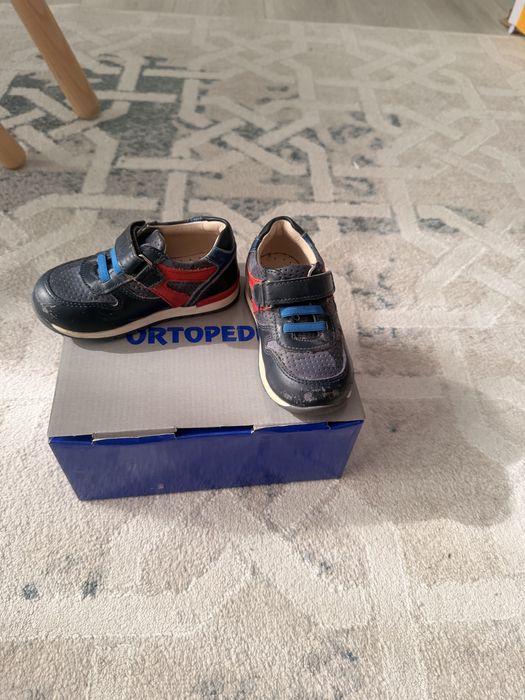 Детская обувь (мальчик). Комбинезон.