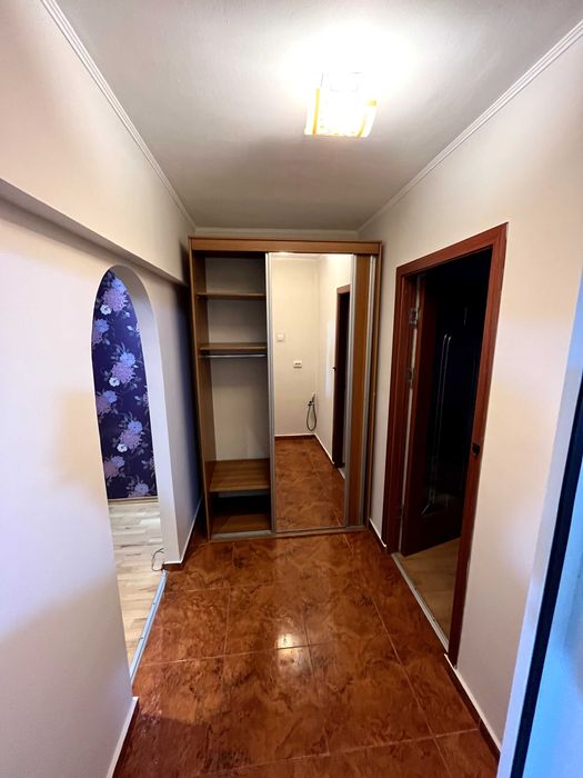 Apartament 2 camere de închiriat – Str. Mihai Viteazul, Piatra Neamț