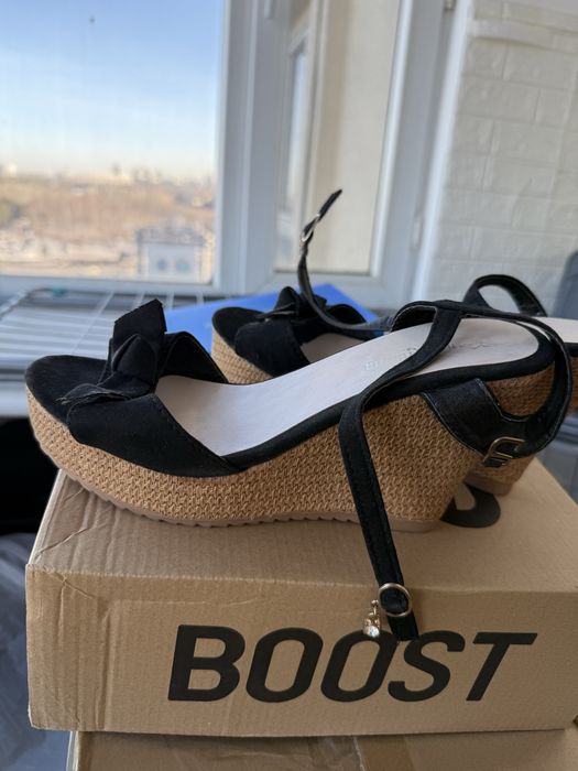 Продам обувь летнюю