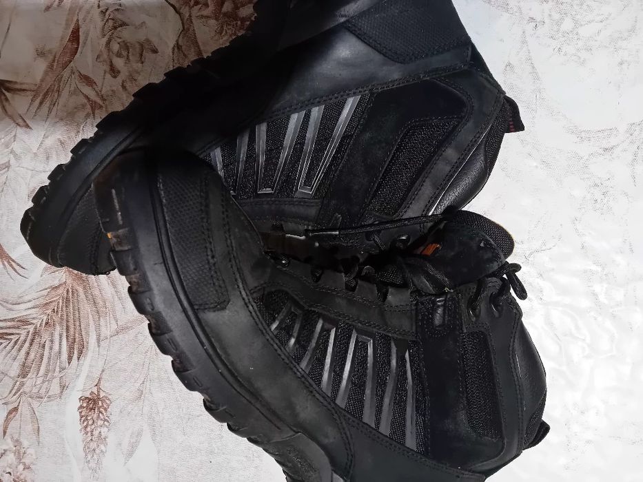 Caterpillar-работни боти с бомбе 46 номер-оригинални