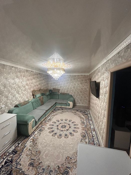 Продам двух комнатную квартиру