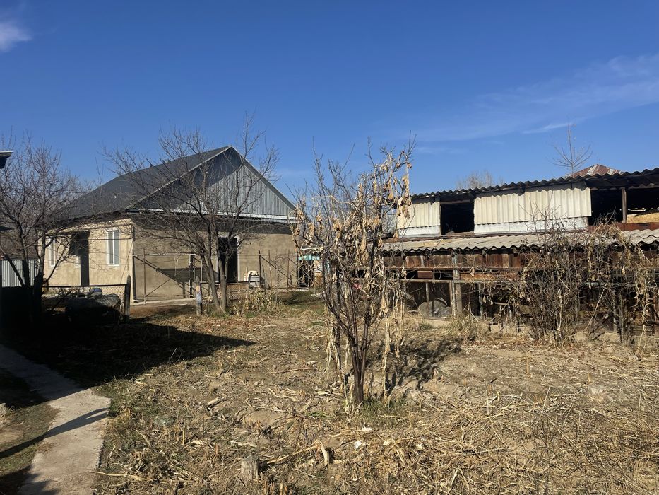 Продаю дом в поселке Екпинды