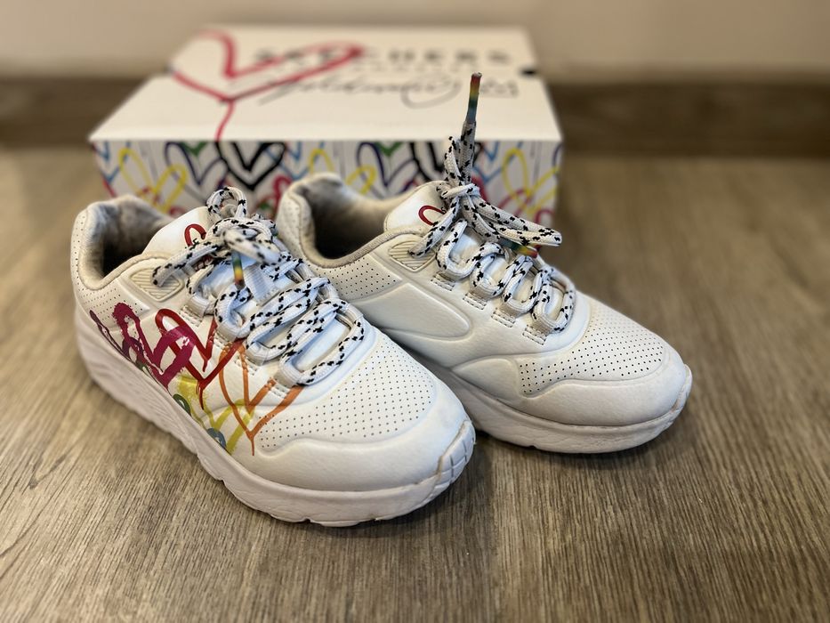 Маратонки Skechers