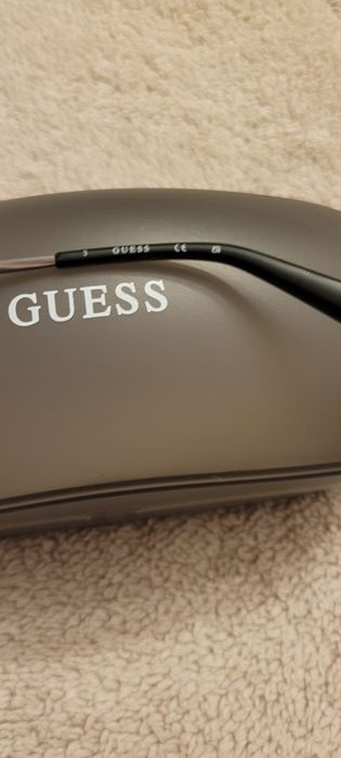 Дамски слънчеви очила GUESS