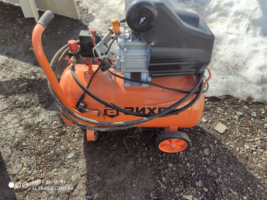 Продам компрессор