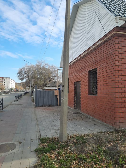 Продам здание по ул Дзержинского