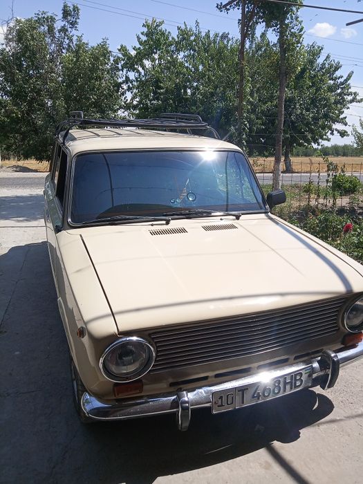 Жигули srochna sotiladi