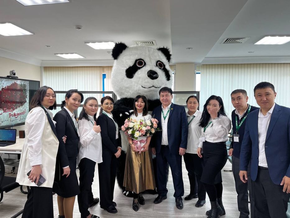 Поздравление пандой(15.000)