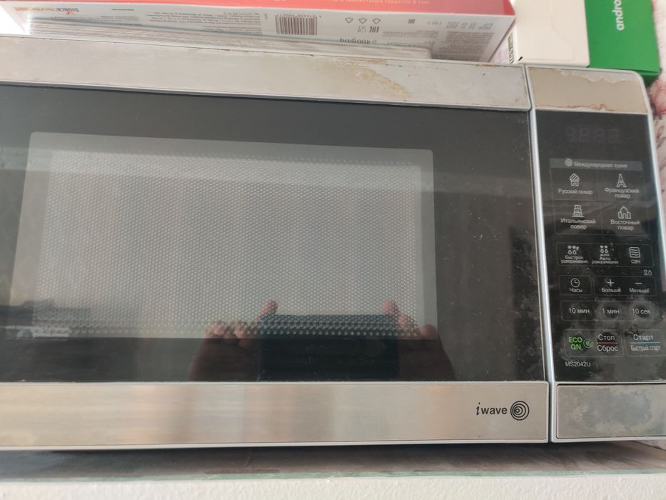 Продам микроволновку   LG